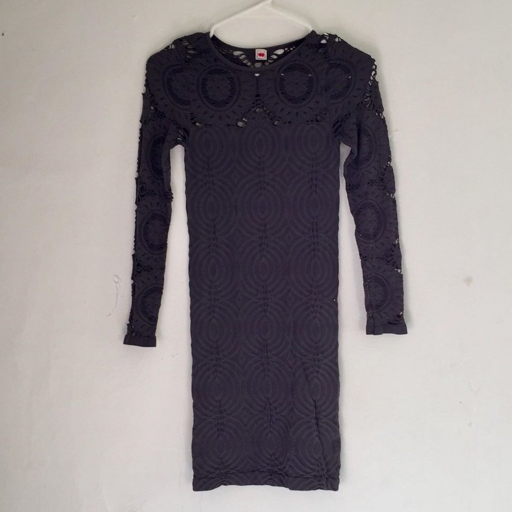 Long Sleeve Bodycon Lace Dress